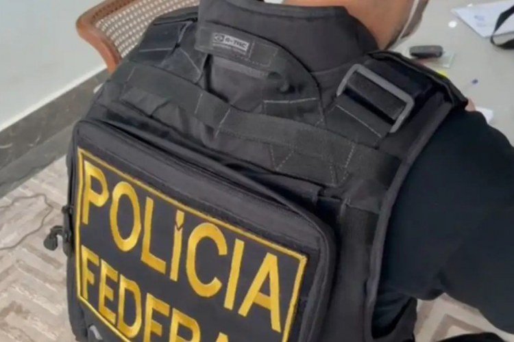 Polícia Federal desmantela esquema de desvio de livros didáticos no Piauí e Maranhão​‌​
