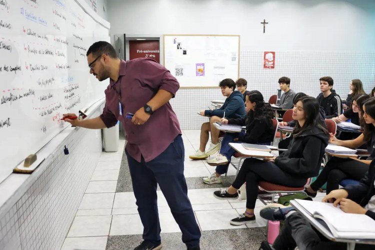 Teresina convoca 94 professores aprovados em concurso da Semec​‌​