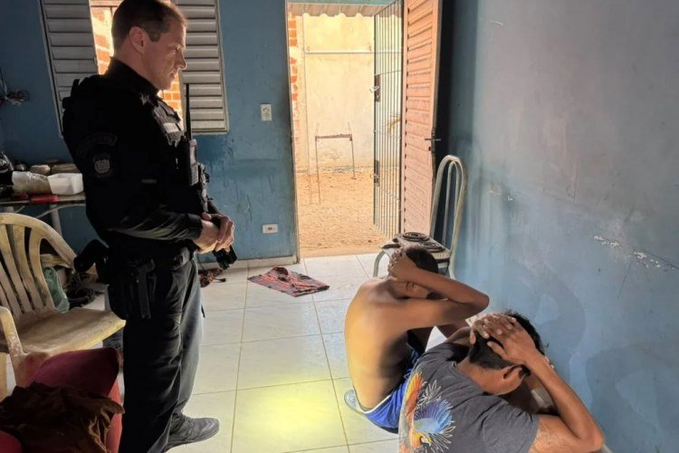 Operação policial mira comércios suspeitos de tráfico de drogas na Zona Sul de Teresina​‌​