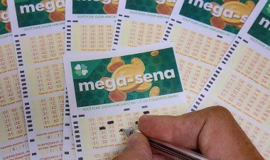 Mega-sena sorteia prêmio acumulado de R$ 165 milhões neste domingo​‌​