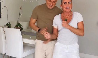 Gretchen e Esdras: casal se diverte após transplante capilar​‌​