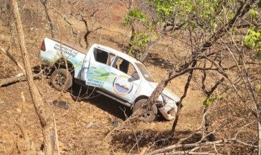 Caminhonete que transportava policiais tomba e deixa um ferido no Piauí​‌​